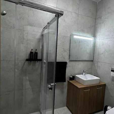 Southern Cross - Penthouse 9